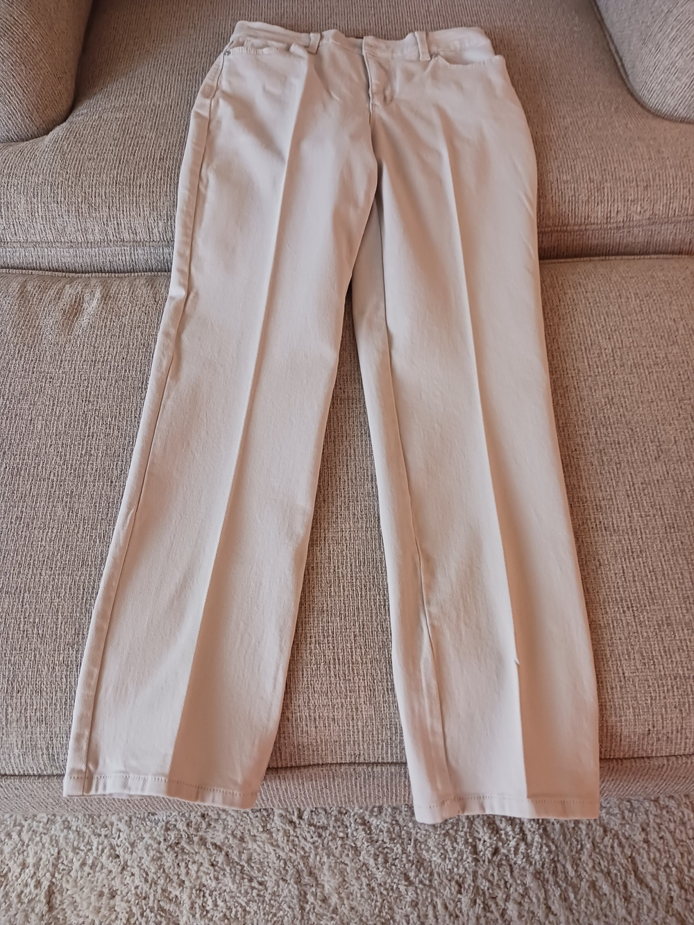 Gloria Vanderbilt 'Amanda' - Womens Classic Straight-Leg Khaki Pants